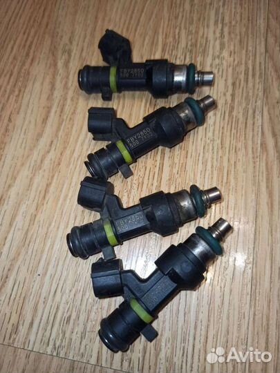 Форсунки топливные для Лагуна III бензин 2.0