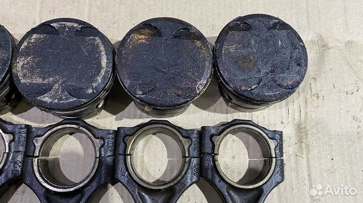 Поршень с шатуном BMW series 3 E46 M54B22