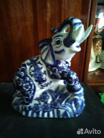 Фарфоровые статуэтки