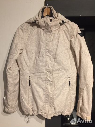 Горнолыжная куртка