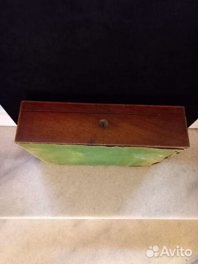 Шкатулка красное дерево