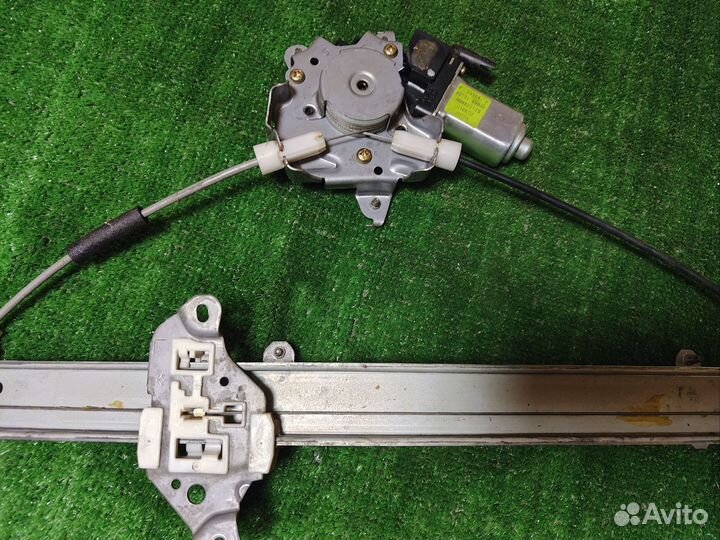 Электро стеклоподъемник nissan sunny N 16