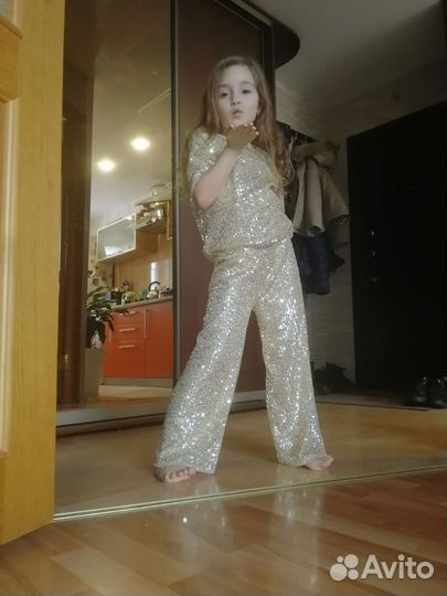 Костюм с поедками