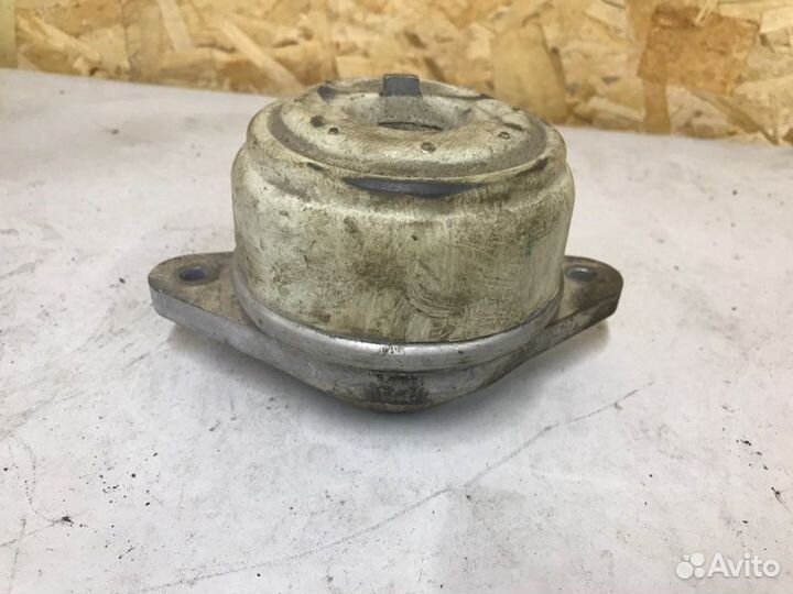 Подушка двигателя Mercedes S-Class W221 2005