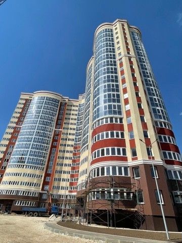 3-к. квартира, 108 м², 17/18 эт.