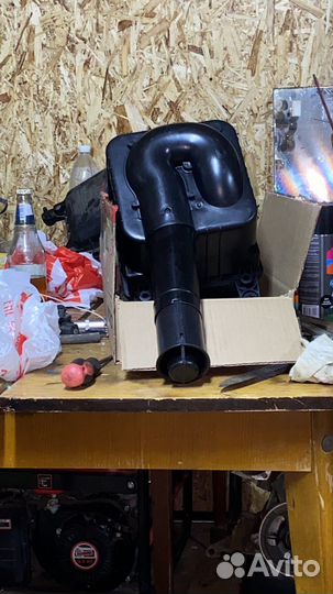 Продам корпус воздушного фильтра на chevrolet niva