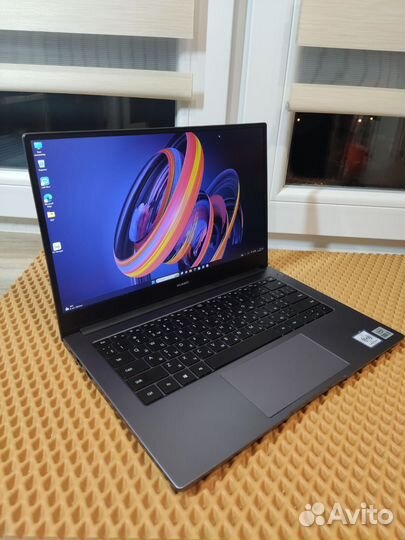 Ультрабук Huawei i5gen10/8/256