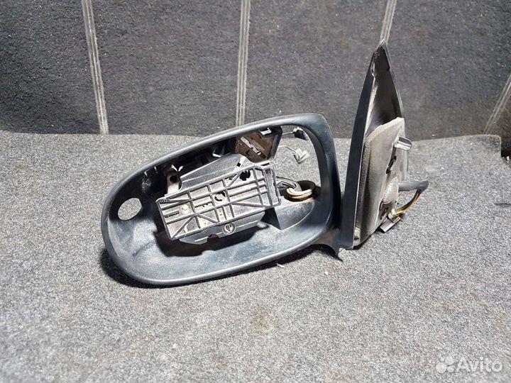 Зеркало левое Mitsubishi lancer 9