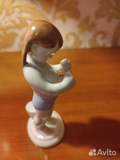 Фарфоровые статуэтки лфз