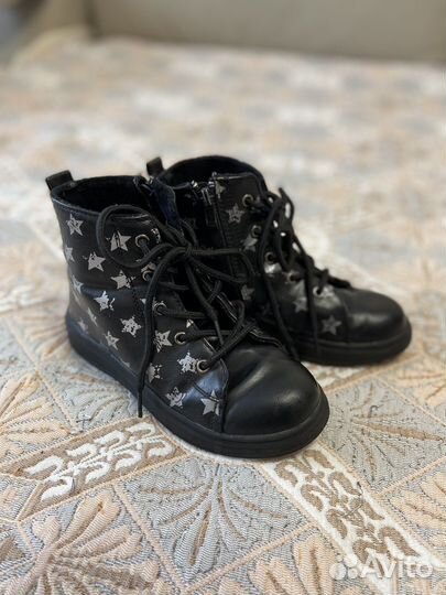 Ботинки для девочки