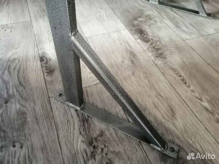 Турник настенный