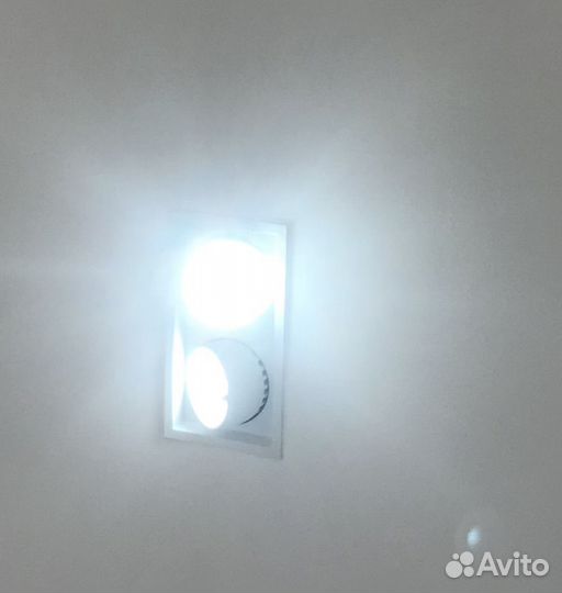 Светильник потолочный встраиваемый