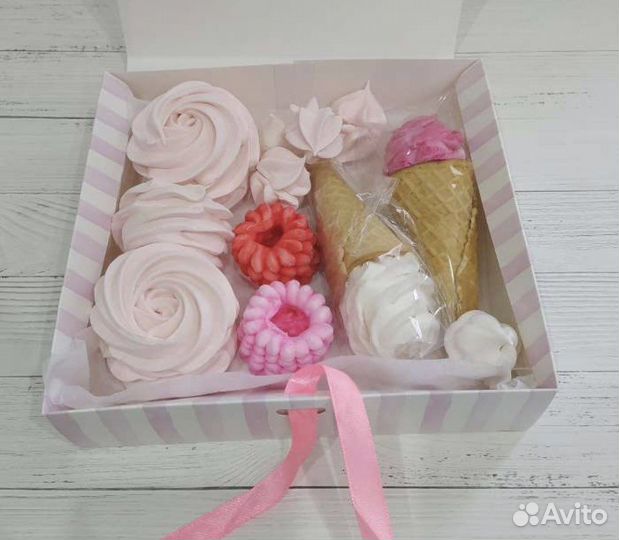 Подарочная упаковка коробка с бантом