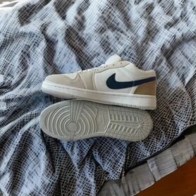 Nike air jordan 1 low