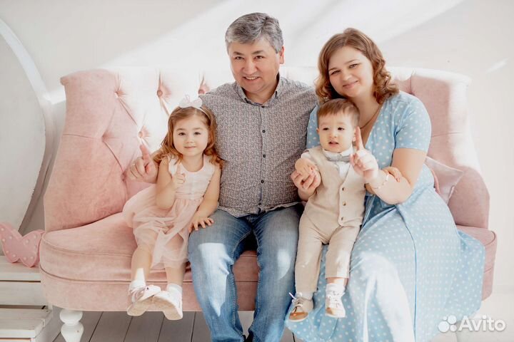 Семейная фотосессия в студии