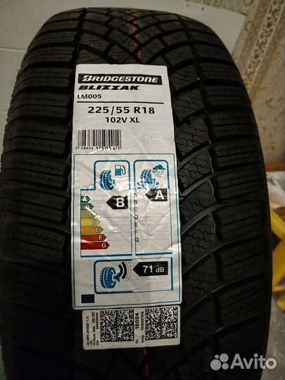Bridgestone Blizzak LM-005 225/55 R18 102V