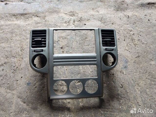 Консоль центральная Nissan X-Trail T30