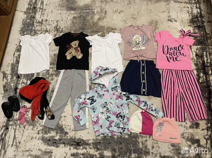 Пакет новой одежды на девочку 104