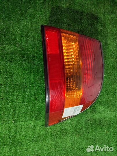 Стоп-сигнал задний правый Toyota Windom MCV21