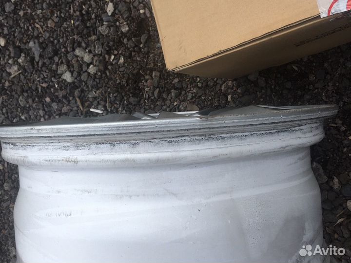 Диск оригинал 42611-60641 Toyota Land Cruiser 200