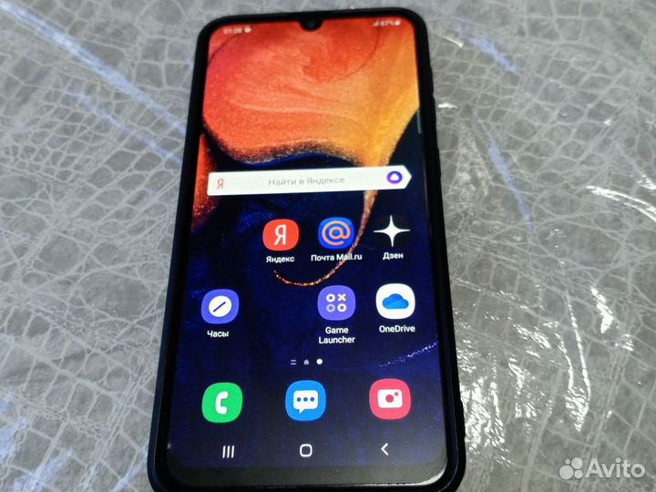 Samsung Galaxy A50, 6/128 ГБ