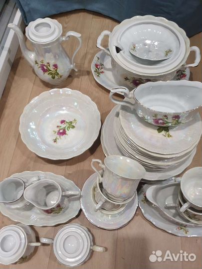 Столовый сервиз новый