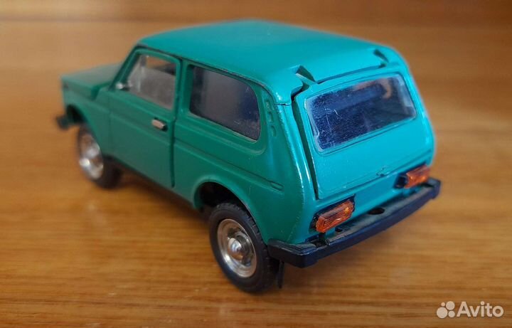 Нива 2121 1:43 made in ussr