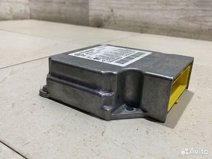 Блок управления AIR BAG VW Golf 6 / Skoda Yeti