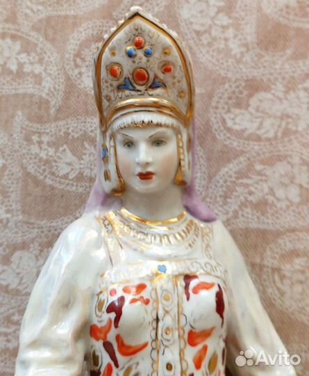 Статуэтка 1953г дулево редкость