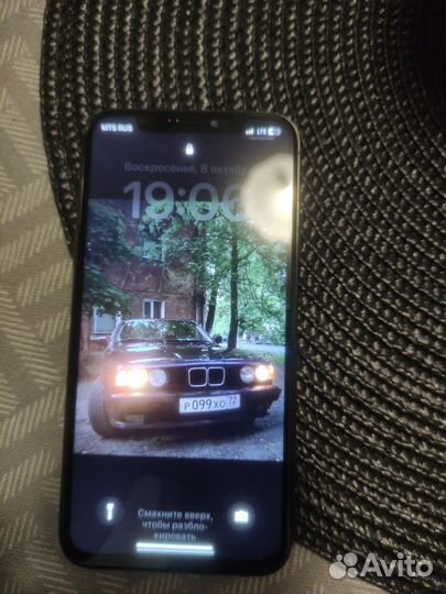 iPhone X, 64 ГБ