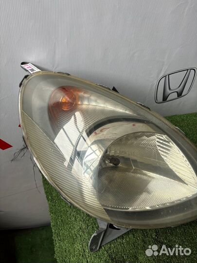 Фара Toyota Funcargo NCP20