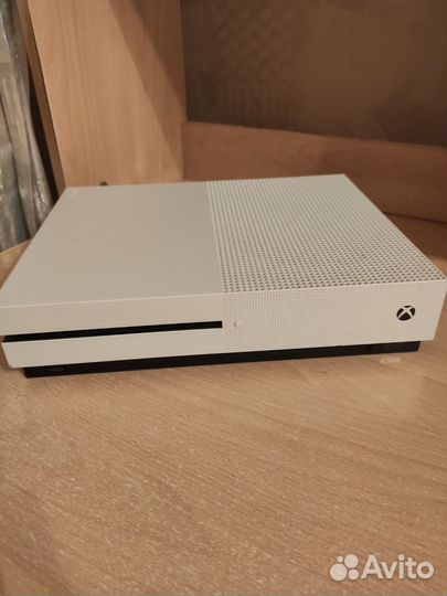 Xbox One s