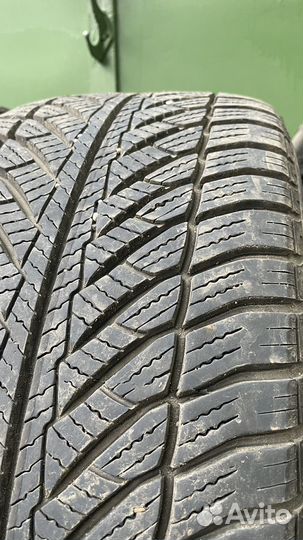 Goodyear UltraGrip 8 Performance 245/45 R18 100V