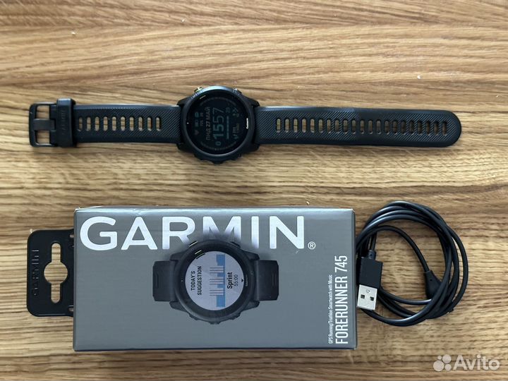 Часы garmin forerunner 745