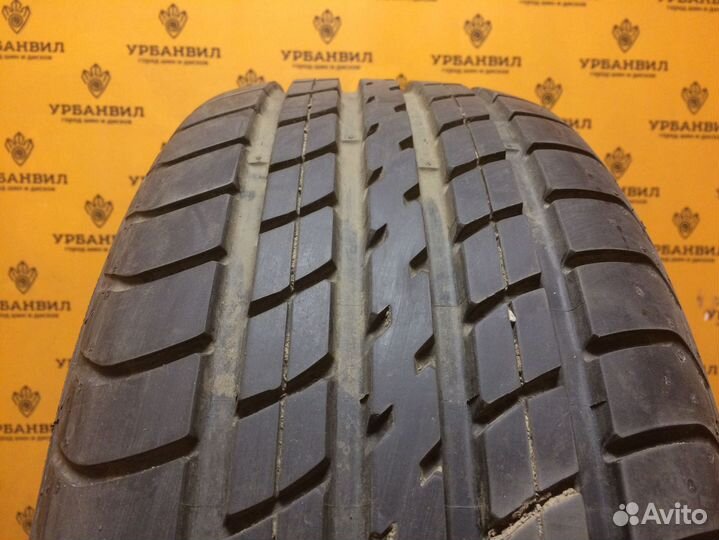 Dunlop SP Sport 2000E 205/55 R16