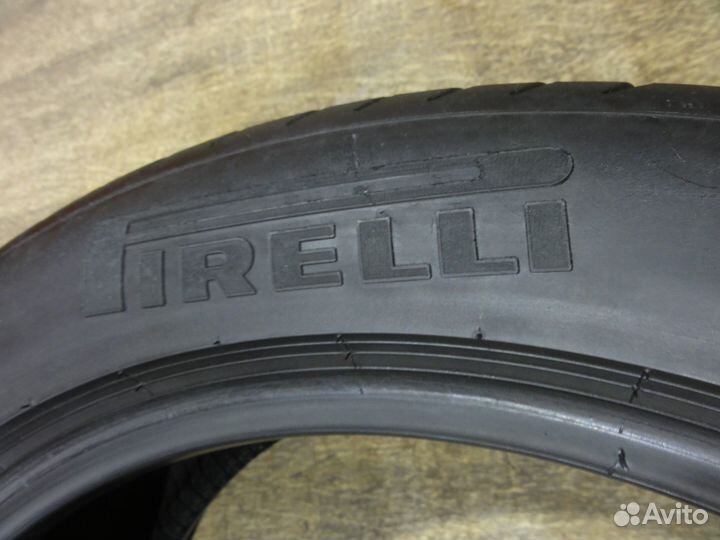 Pirelli P Zero 235/50 R19 99W