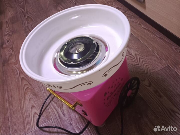 Прибор для приготовления сахарной ваты