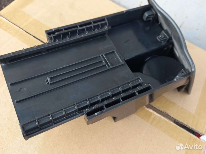 Mercedes Vito/Viano (639) подстаканник консоли