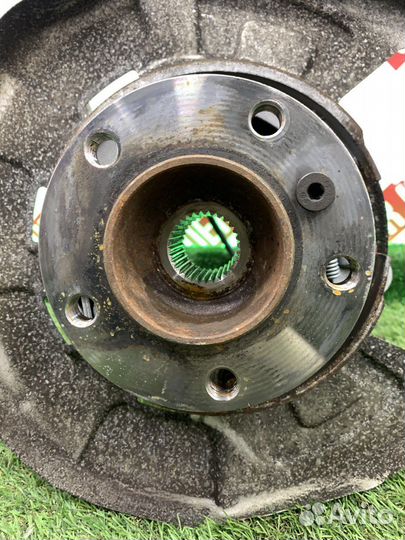 Кулак задний левый Bmw X5 X6 F15 F16 E70 E71