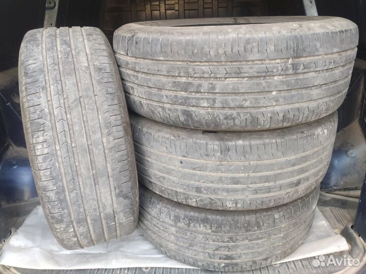 Continental ContiPremiumContact 5 225/60 R17