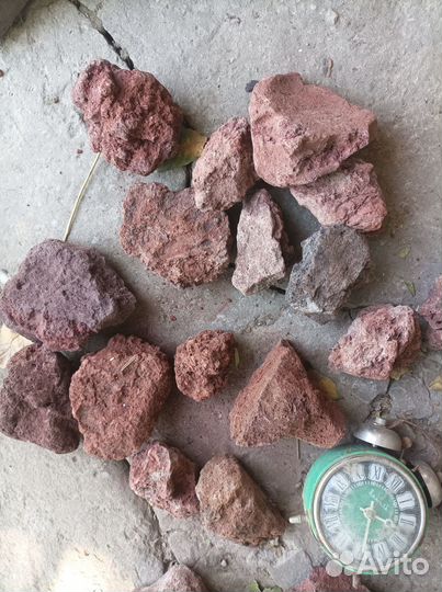 Лава красная аквариумная