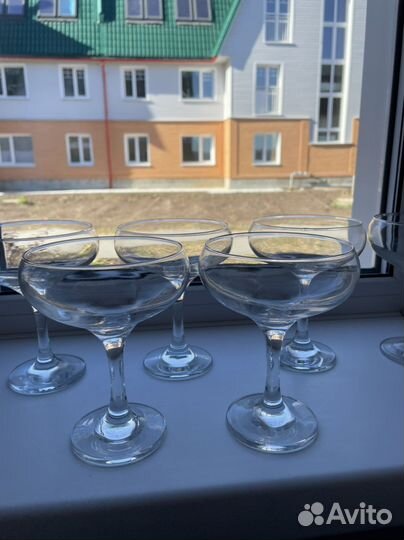 Бокалы для шампанского