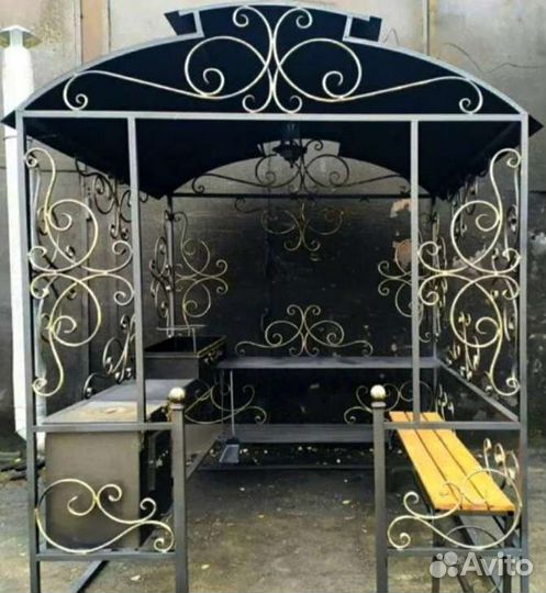 Беседка с мангалом