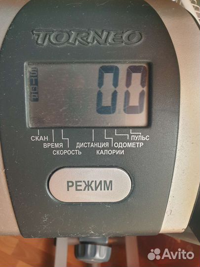 Эллиптический тренажер torneo
