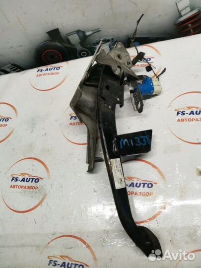 Педаль тормоза Ford Focus 2 универсал 1.6 hwda 100