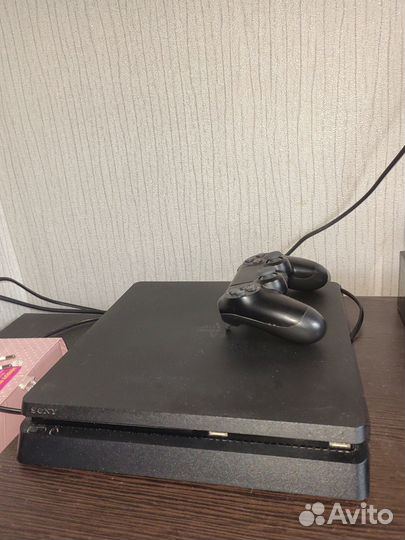 Sony playstation 4 + VR + диски на фото