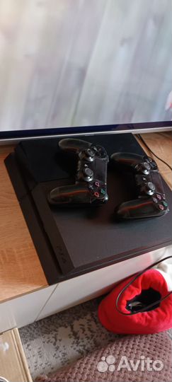 Игровая приставка ps4