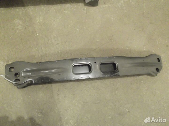 Усилитель переднего бампера MMC colt (Z30# )