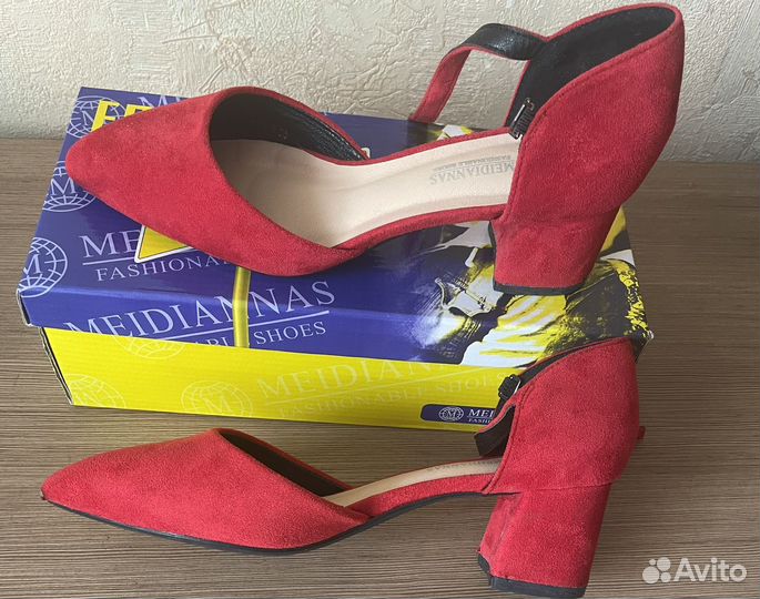 Туфли женские