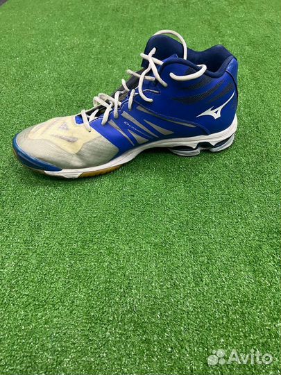 Волейбольные кроссовки Mizuno Wave Lightning Z2